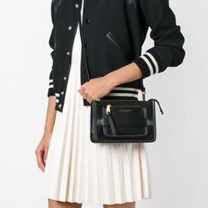 RARE GEM💎hard to find Marc Jacobs 🖤 Madison patent crossbody clutch bag S $395